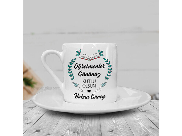 Yaprak Tasarımlı Öğretmenler Günü Hediyesi Kahve Fincanı
