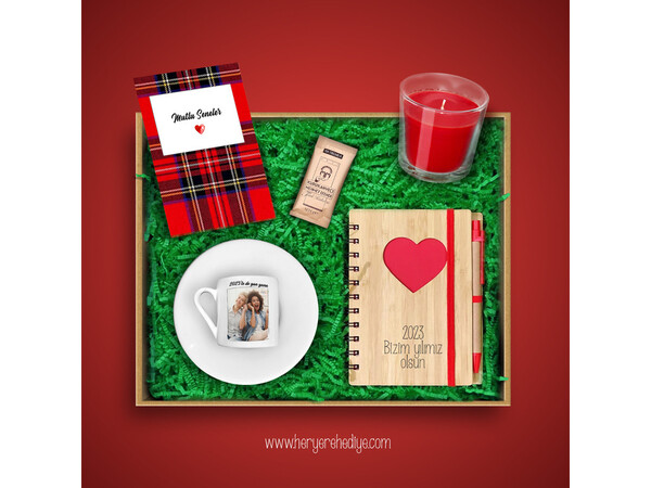 Yılbaşı Hediyesi Konsept Hediye Kutusu Model 202